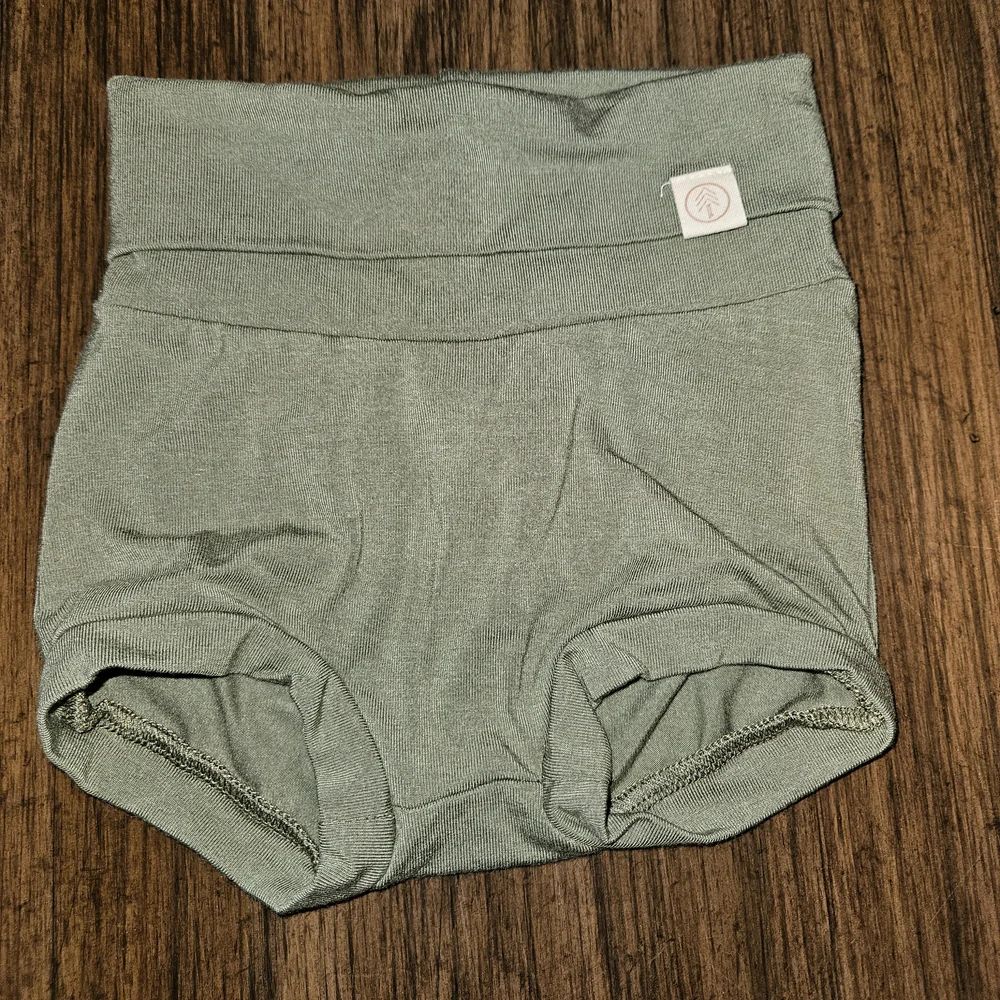 Soft Cotton Diaper Covers Shorts - Sage and Rust Size 3-6
